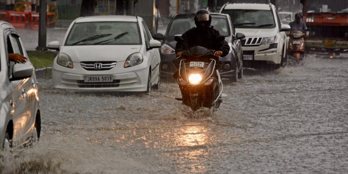 Intermittent rain spells, gusty winds likely across J&K till April end: MeT