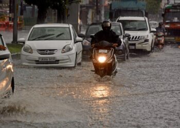 Intermittent rain spells, gusty winds likely across J&K till April end: MeT