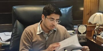 SMC to act against car, bike dealers blocking roads, footpaths