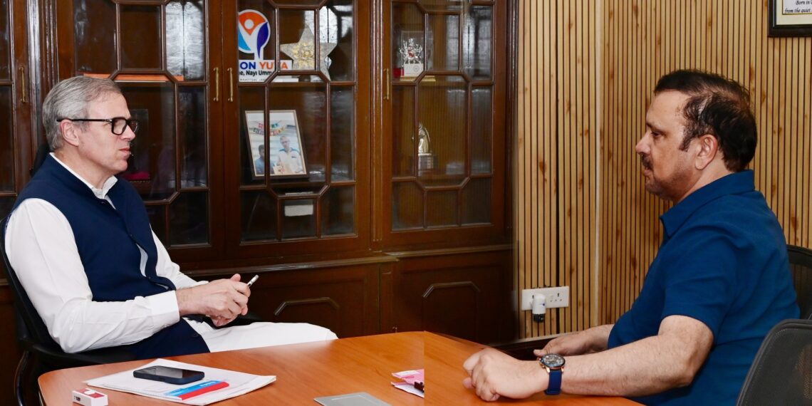 CM discusses dev issues with public representatives