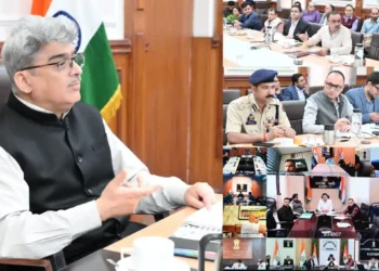 CS reviews fuel, LPG stock position of J&K