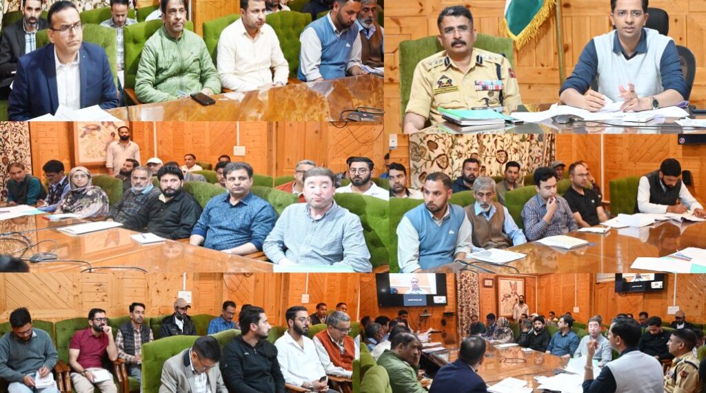 DC Shopian chairs DLTC meeting