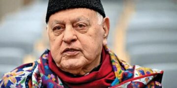 Dr. Farooq extends heartfelt greetings to Hujjaj-e-Kiram