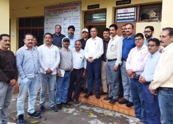 Director Agriculture Jammu reviews agricultural activities, enforcement measures in Billawar