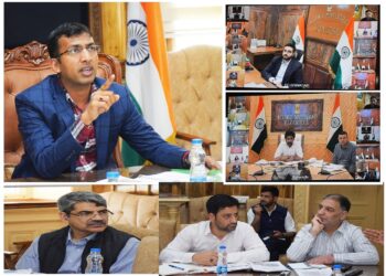 Div Com Kashmir reviews revenue matters, development initiatives
