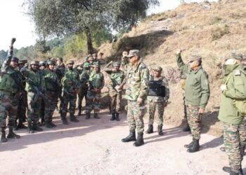 GOC 16 Corps reviews preparedness along LoC