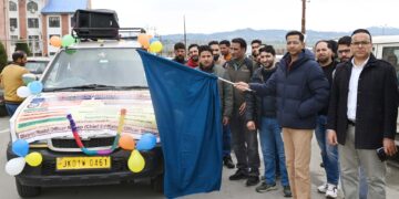 Panchayat Electoral Roll Revision: DC Shopian flags off SVEEP IEC Van
