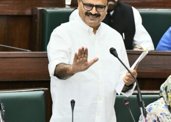 Public role key to smooth water supply: Jal Shakti Minister
