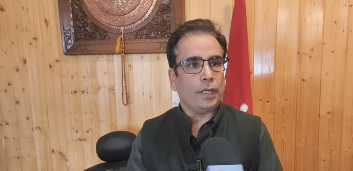 Ruckus in Assembly : Tanvir Sadiq flags ‘BJP-PDP nexus’