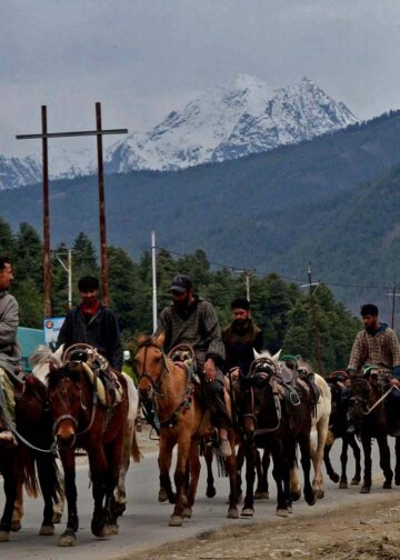 Kashmir trips will go on, no terror attack will dampen spirits, say tourists