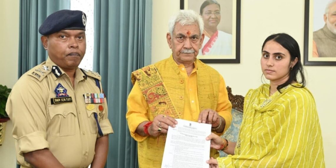 LG presents appointment letter to martyr SI’s wife