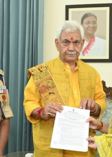 LG presents appointment letter to martyr SI’s wife