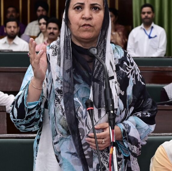 Govt places 136 Senior Lecturers as in-charge Principals: Sakeena Itoo