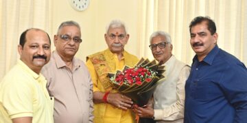 Shiv Mandir Charitable Trust delegation meets LG Manoj Sinha in Jammu