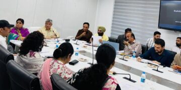 Mahajan reviews measures for strengthening road safety