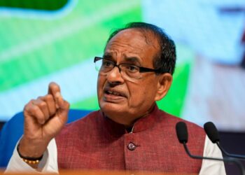 Union Min Chouhan announces mega package of Rs 4,568 cr for J&K
