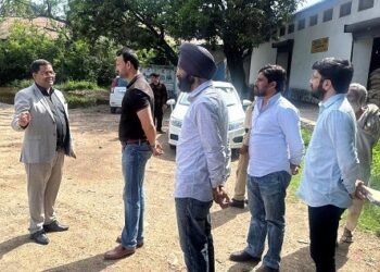 Director FCS&CA inspects stock position at central food store