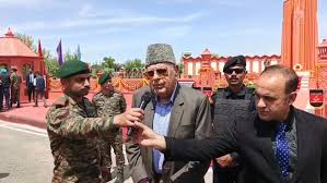 Dr Farooq advocates peace over war