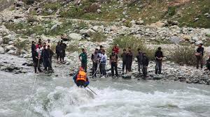 Shopian stream claims 4-Year-Old, search hits Day-4