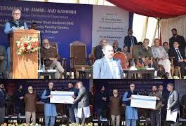 Omar announces modern housing colonies to decongest Srinagar