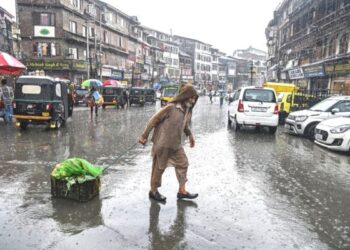 MeT predicts wet spell till April 10