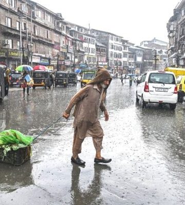 MeT predicts wet spell till April 10