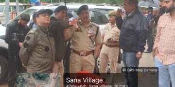 === Landslides, highway closure ===  ‘Avoid travel, don’t risk lives’: DIG Mughal