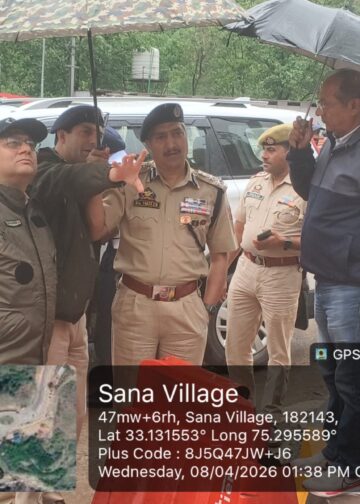 === Landslides, highway closure === ‘Avoid travel, don’t risk lives’: DIG Mughal