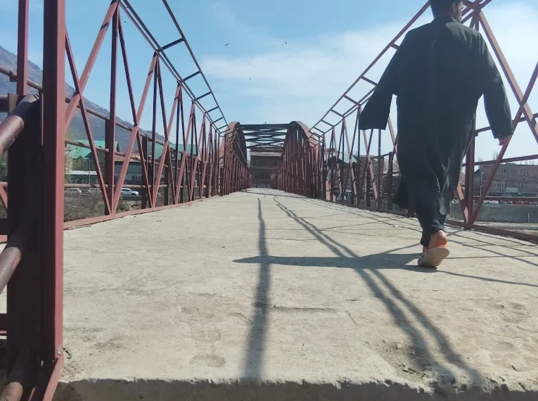 Gandbal: Bridge stands, hearts broken