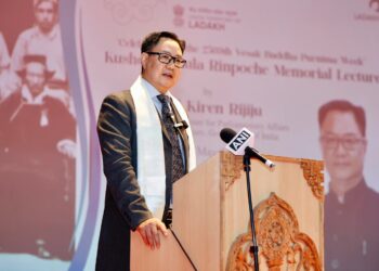 Union Minister Kiren Rijiju inaugurates H. E. Bakula Rinpoche Memorial Lecture Series in Leh