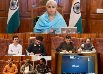 Vibrant Village Programme-II: DC Bandipora reviews proposals