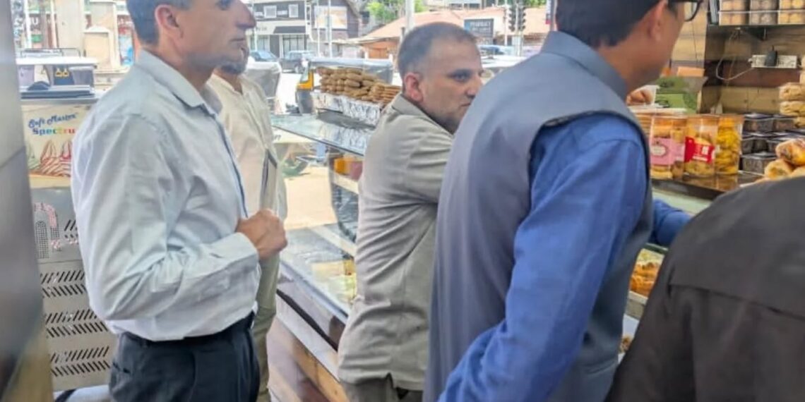 Bakery units in Srinagar penalized over hygiene