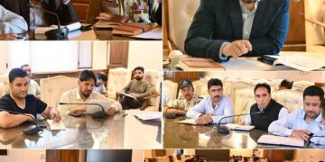 DC reviews arrangements for Eid-ul-Adha at Kulgam
