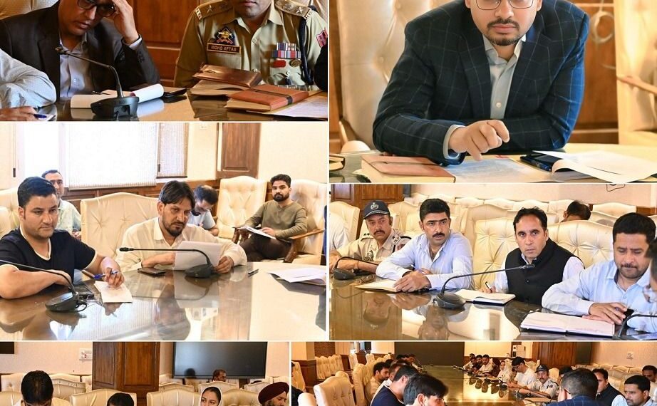 DC reviews arrangements for Eid-ul-Adha at Kulgam