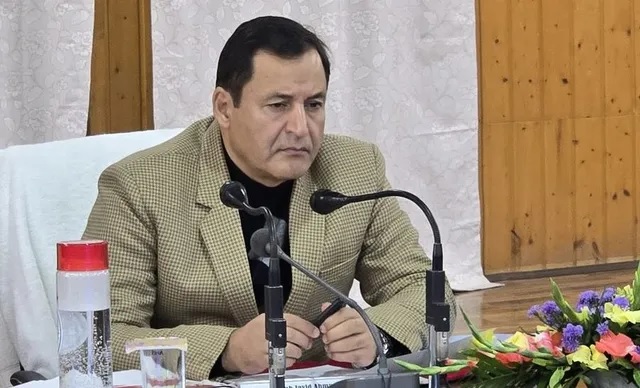 Alcohol remarks misconstrued, Govt not supporting it: Javed Dar