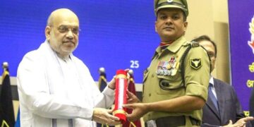 If need arises, forces will strike inside Pak: Amit Shah