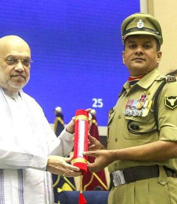 If need arises, forces will strike inside Pak: Amit Shah