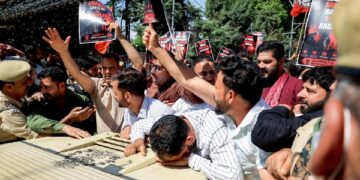 BJP protests liquor sales in Srinagar, police foil march to CM’s residence