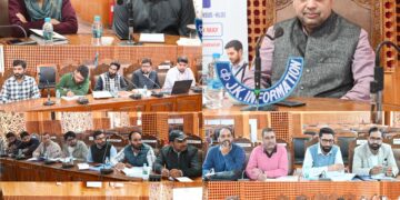 Census 2027: 3-day training programme for Field Trainers begins in Shopian