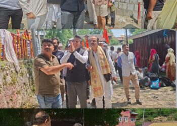 DC Anantnag attends ongoing Holy Adhikmas Kumbh at Mattan