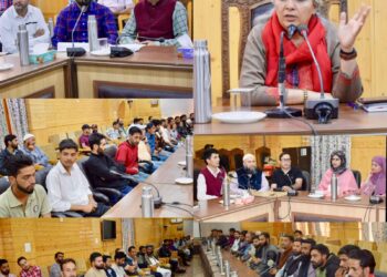 Nasha Mukt J&K Abhiyan : DC Bandipora interacts with Youth Clubs