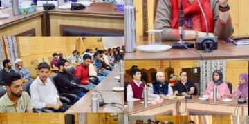 Nasha Mukt J&K Abhiyan : DC Bandipora interacts with Youth Clubs