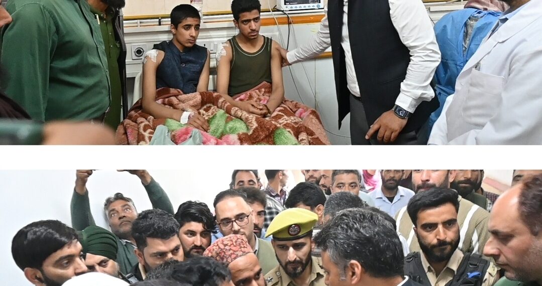 DC visits fire-injury victims at GMC Anantnag