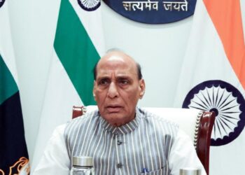 Don’t provoke India again, we will hit back: Rajnath warns Pak  