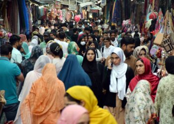 Eid-ul-Azha! Markets wear festive look across Kashmir