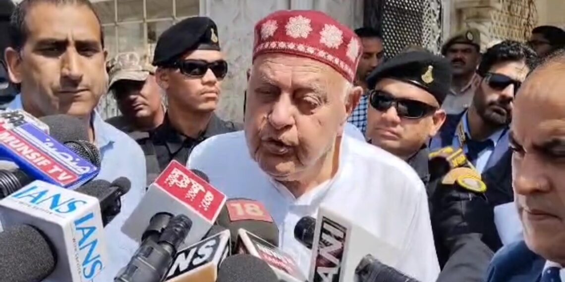 Elected Govt not involved in Sidhra demolitions: Dr Farooq