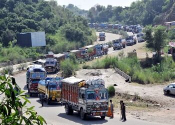 Highway movement slow, several routes closed or partially operational