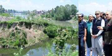 CM directs strengthening river embankments