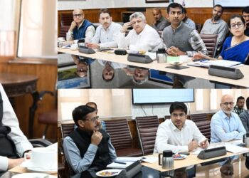 CS reviews traffic decongestion plan for Jammu, Srinagar cities