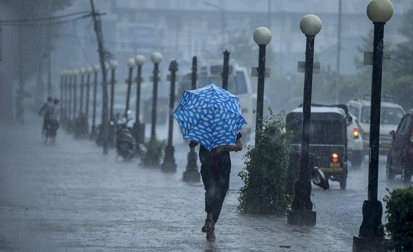 Jammu sizzles above normal, rain alert issued for Kashmir